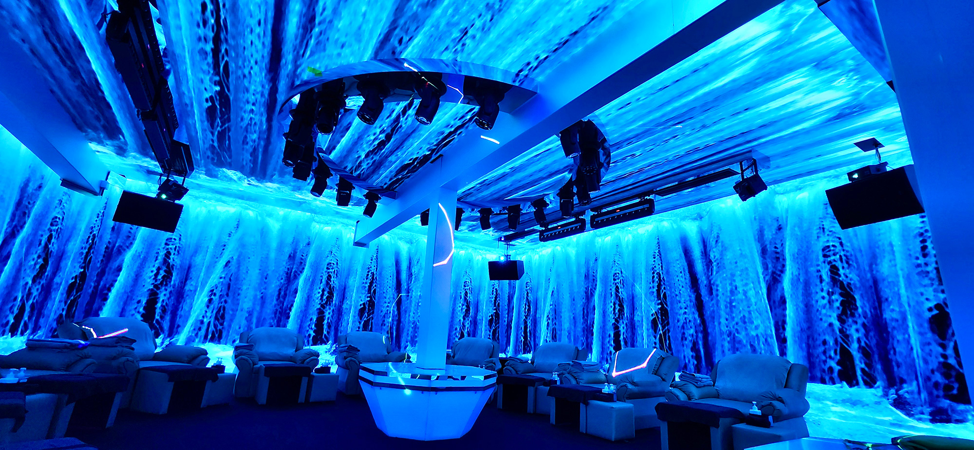 没入型エンターテイメントマッサージ